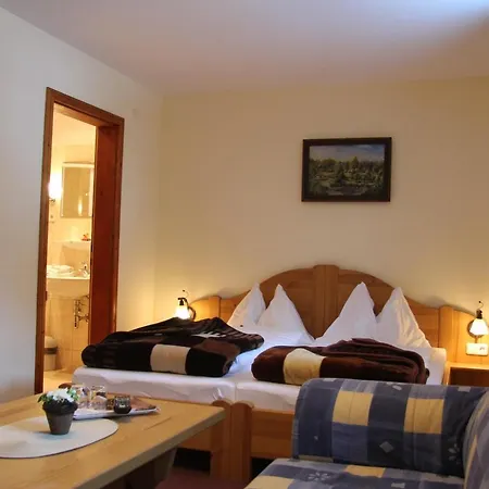 Hotel Hutmannshaus 3*
