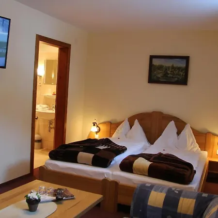 Hotel Hutmannshaus Kremsbrucke