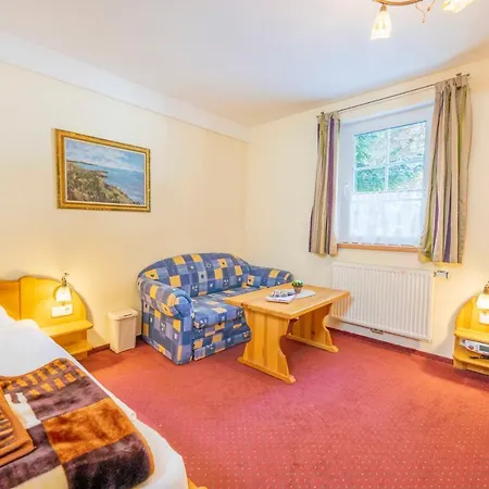 Hotel Hutmannshaus 3* Kremsbrucke