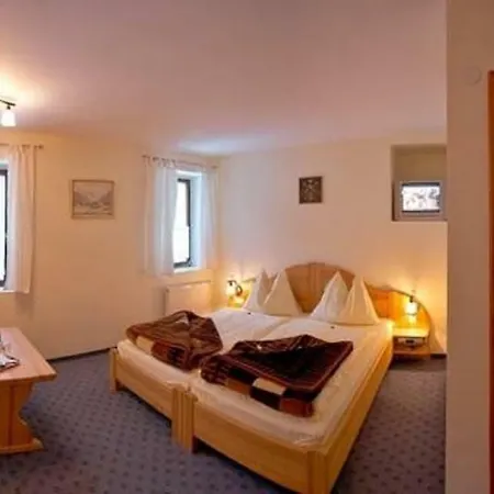 Hutmannshaus Hotel Kremsbrucke