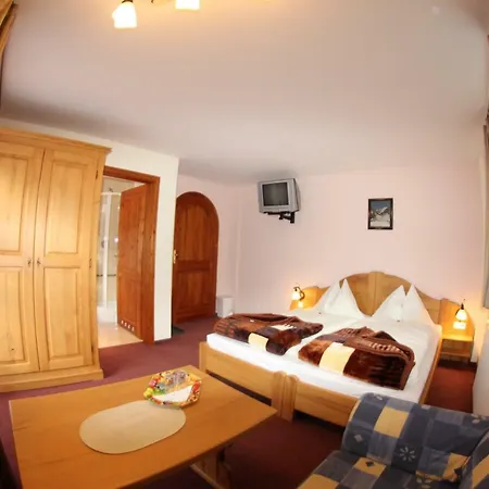 Hotel Hutmannshaus 3* Kremsbrucke