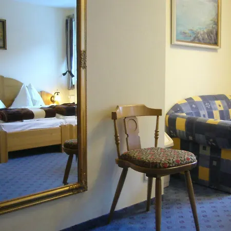 Hotel Hutmannshaus 3* Kremsbrucke