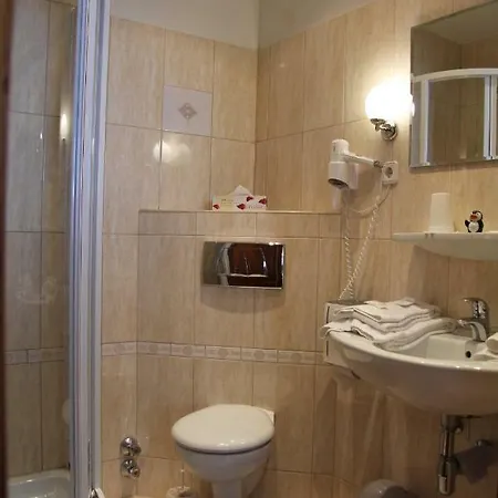 Hotel Hutmannshaus 3*